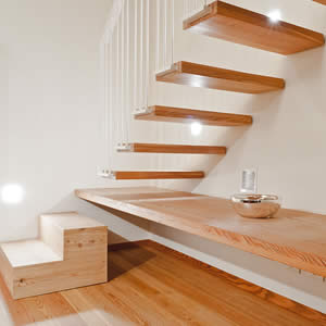 scale in legno realizzate a Biella